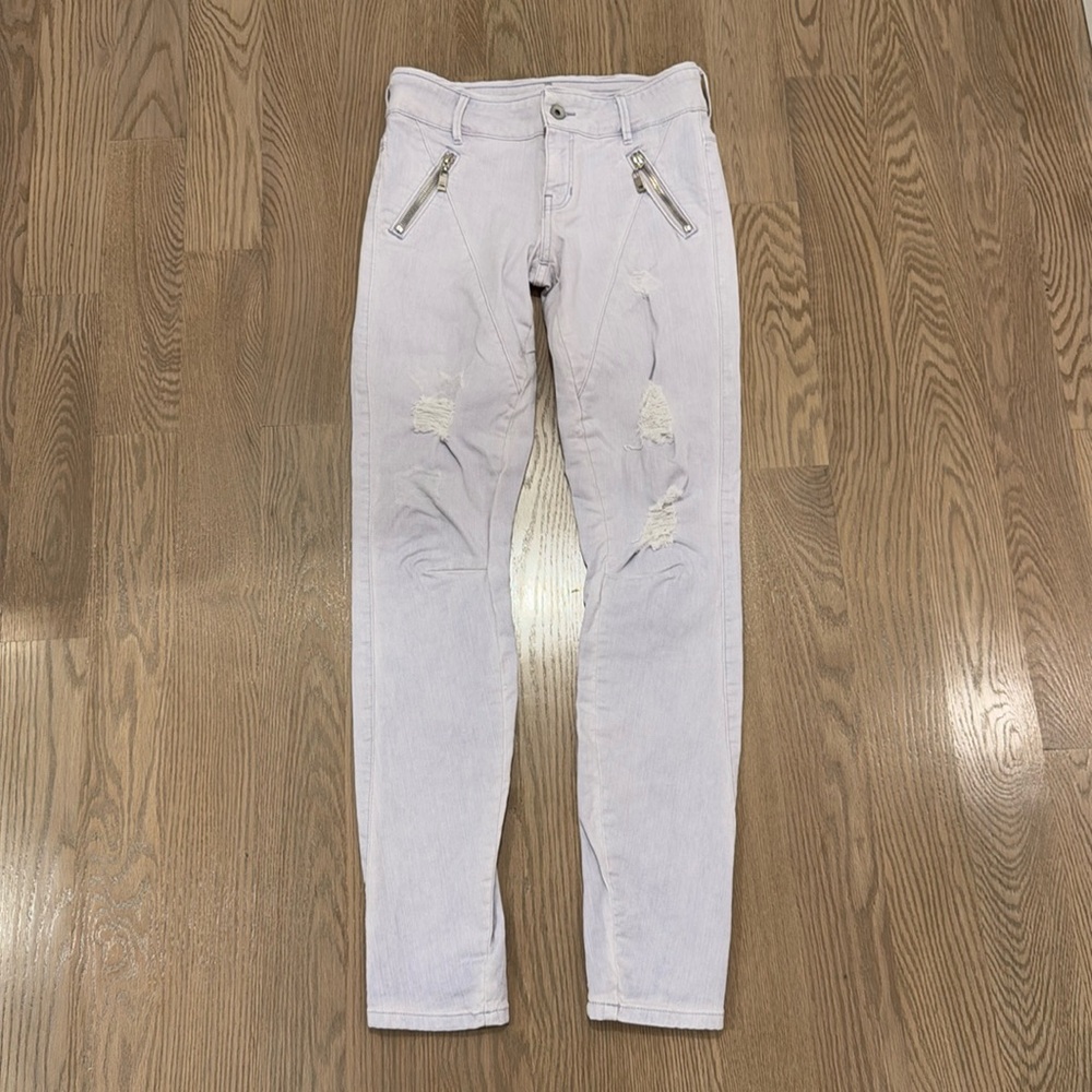 Guess light lavender jeans